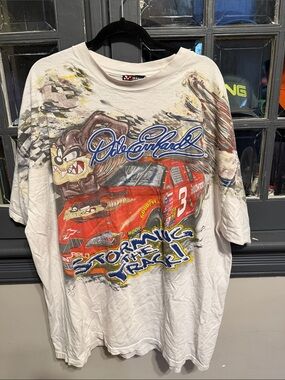 Vintage 2000 Dale Earnhardt teaming up with taz tshirt- Chase Authentics
